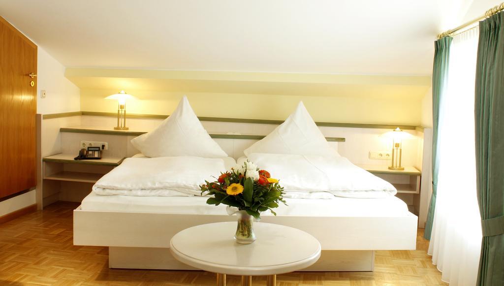 Appartementpension Zum Zacherl Feldkirchen  Quarto foto